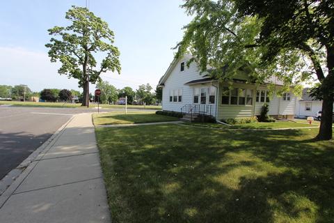 823 N Porter St, Elgin, IL 60120 photo 3