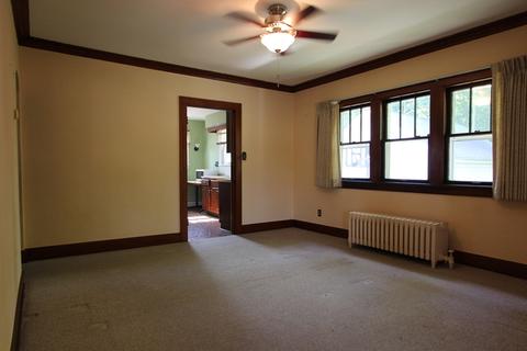 823 N Porter St, Elgin, IL 60120 photo 11