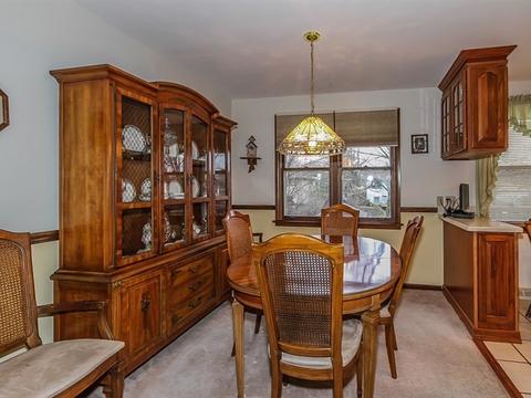 736 Spruce Ln, Bartlett, IL 60103 photo 4
