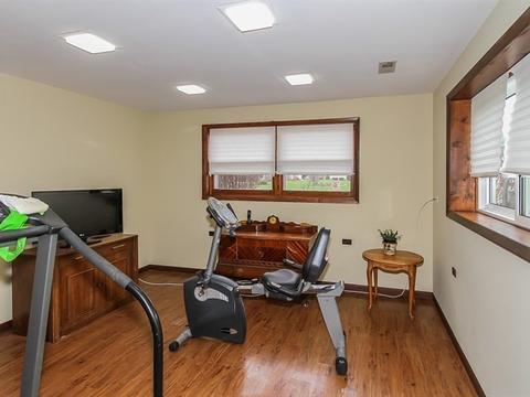 736 Spruce Ln, Bartlett, IL 60103 photo 15