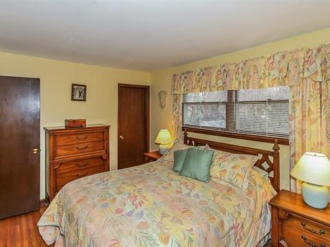 736 Spruce Ln, Bartlett, IL 60103 photo 11