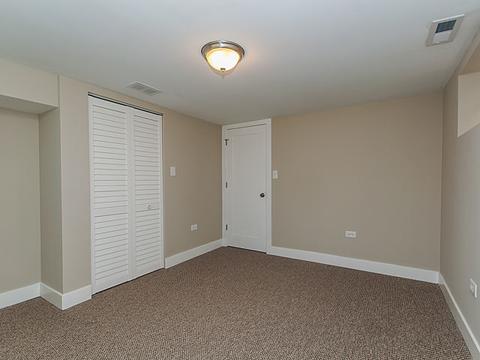 2852 E 94th St, Chicago, IL 60617 photo 15