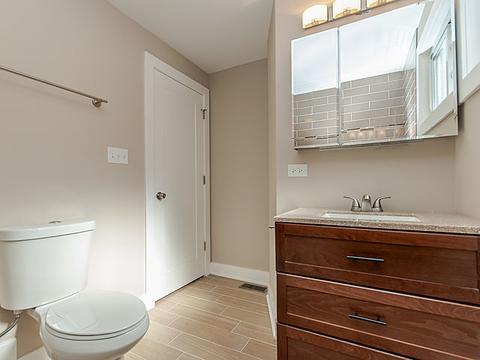 2852 E 94th St, Chicago, IL 60617 photo 8