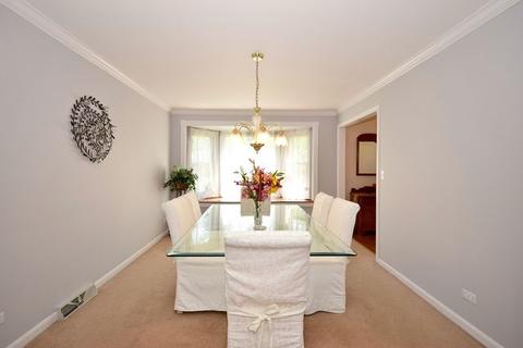 305 E Madison St, Elmhurst, IL 60126 photo 13