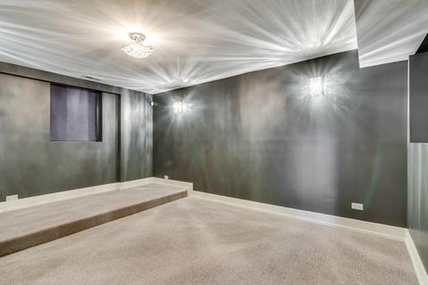 859 E 63rd Pl, Chicago, IL 60637 photo 32