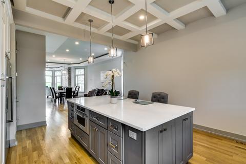 859 E 63rd Pl, Chicago, IL 60637 photo 13