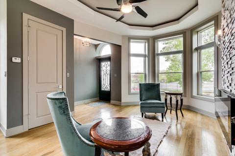 859 E 63rd Pl, Chicago, IL 60637 photo 4