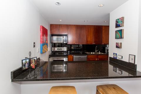 30 E Huron St #2007, Chicago, IL 60611 photo 9