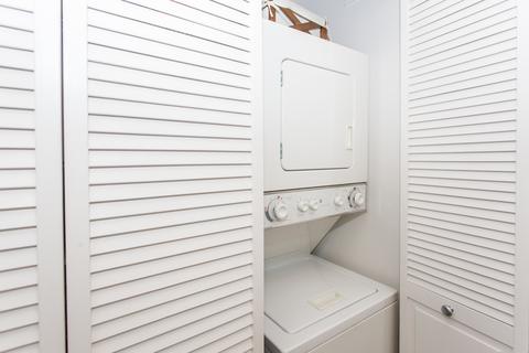 30 E Huron St #2007, Chicago, IL 60611 photo 15