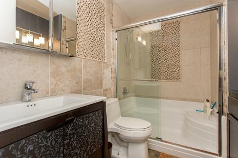 30 E Huron St #2007, Chicago, IL 60611 photo 16