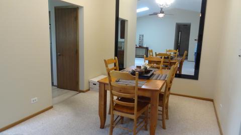 201 E Walters Ln #2B, Itasca, IL 60143 photo 5