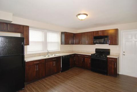 7401 W 58th Pl, Summit, IL 60501 photo 11