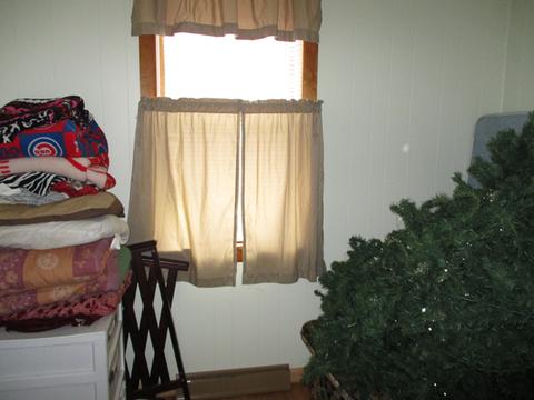 527 E Dakota St, Spring Valley, IL 61362 photo 8