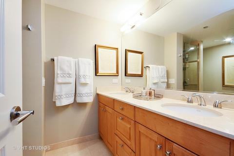 21 E Huron St #1307, Chicago, IL 60611 photo 7