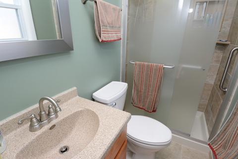 922 E Paddock Dr, Palatine, IL 60074 photo 12
