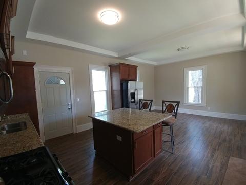 44 Jefferson Ave, Elgin, IL 60120 photo 2
