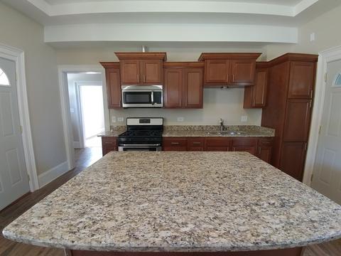 44 Jefferson Ave, Elgin, IL 60120 photo 3