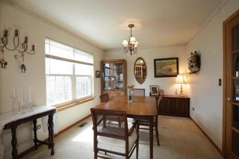 2010 Clematis Dr, Algonquin, IL 60102 photo 3
