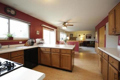 2010 Clematis Dr, Algonquin, IL 60102 photo 6