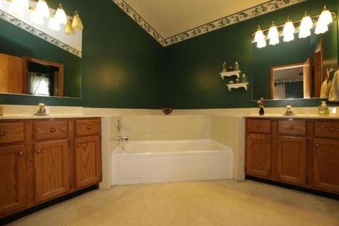 2010 Clematis Dr, Algonquin, IL 60102 photo 14