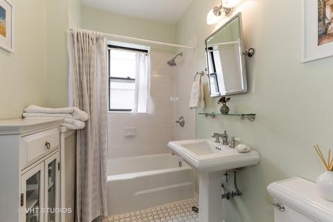 541 W Brompton Ave #2S, Chicago, IL 60657 photo 10