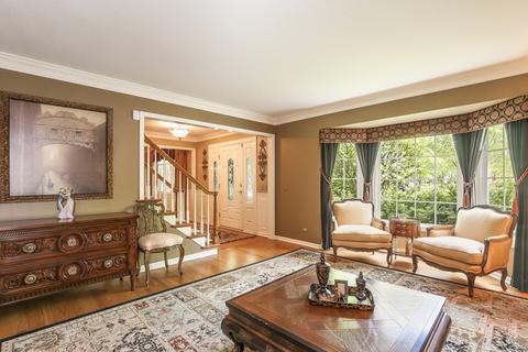 8500 Walredon Ave, Burr Ridge, IL 60527 photo 5