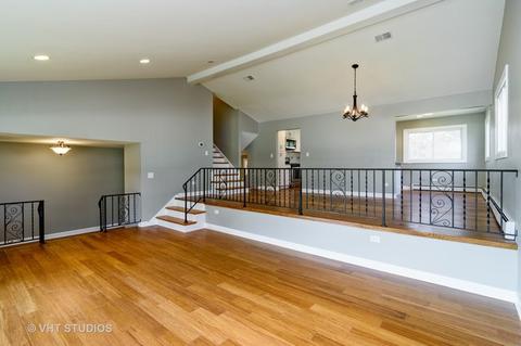 1074 Crimson Dr, Wheeling, IL 60090 photo 5