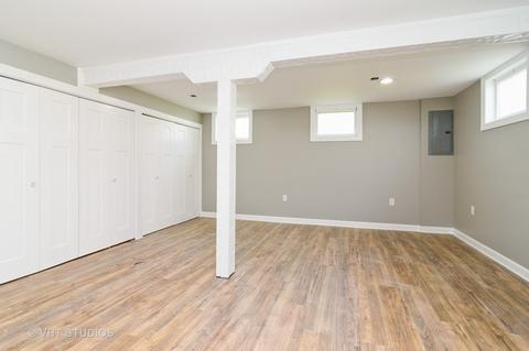 1074 Crimson Dr, Wheeling, IL 60090 photo 10