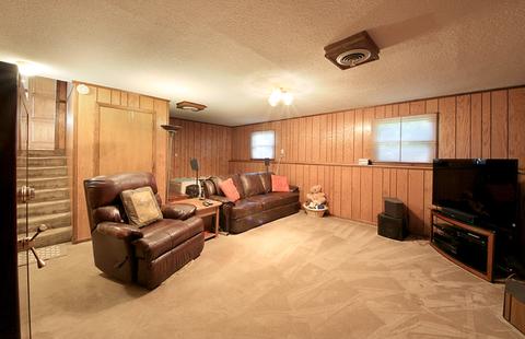 1610 E Old Pine Bluff Rd, Morris, IL 60450 photo 11