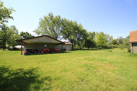 1610 E Old Pine Bluff Rd, Morris, IL 60450 photo 12