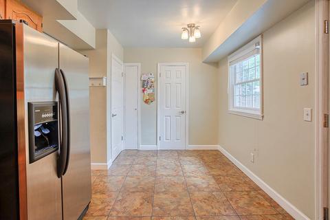 311 S Willis Ave, Champaign, IL 61821 photo 14