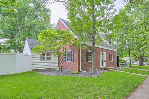 311 S Willis Ave, Champaign, IL 61821 photo 2