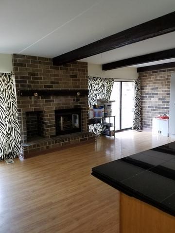 1504 Kenneth Cir, Elgin, IL 60120 photo 3
