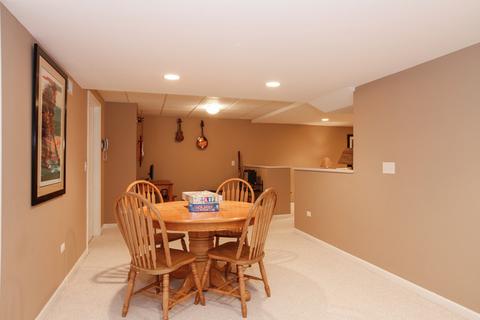 876 Deerpath Ct, Wheaton, IL 60189 photo 20