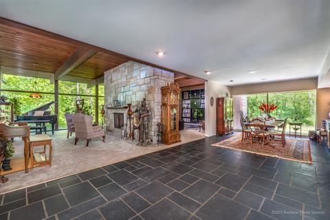 33 W740 White Thorne Rd, Wayne, IL 60184 photo 7