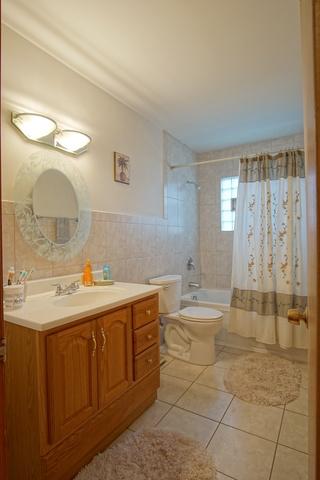 1117 Willson Dr, Des Plaines, IL 60016 photo 8