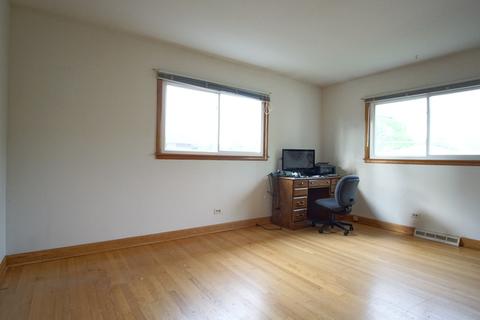 1117 Willson Dr, Des Plaines, IL 60016 photo 7
