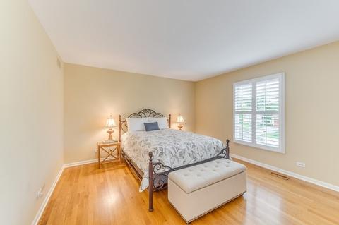 2085 Gladstone Dr, Wheaton, IL 60189 photo 19