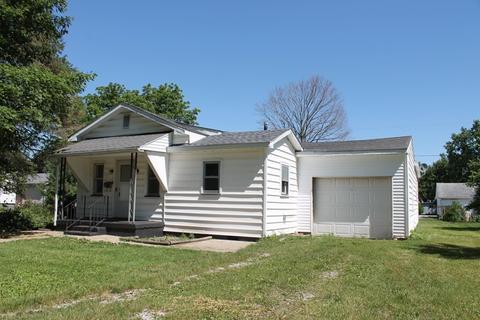 215 E Oak St, Georgetown, IL 61846 photo 1
