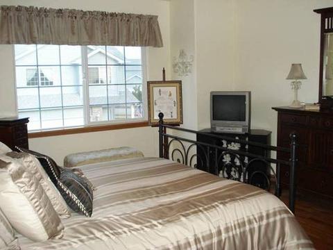 1933 Waters Edge Dr, Minooka, IL 60447 photo 9