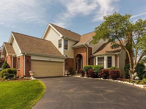 640 Rose Ln, Bartlett, IL 60103 photo 1