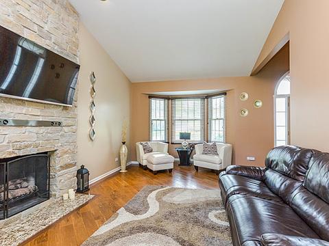 640 Rose Ln, Bartlett, IL 60103 photo 6