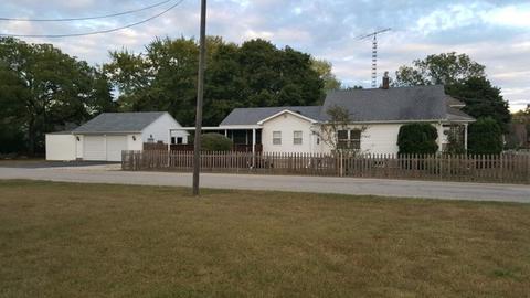 261 E Union St, Seneca, IL 61360 photo 1