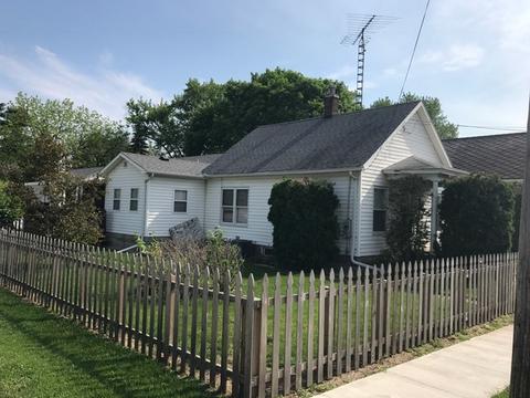 261 E Union St, Seneca, IL 61360 photo 5