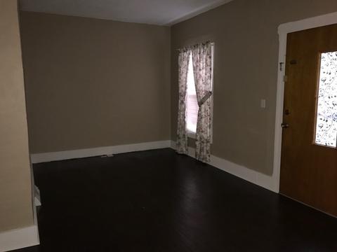 261 E Union St, Seneca, IL 61360 photo 13