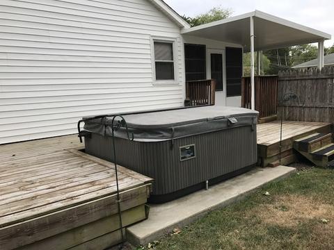 261 E Union St, Seneca, IL 61360 photo 6