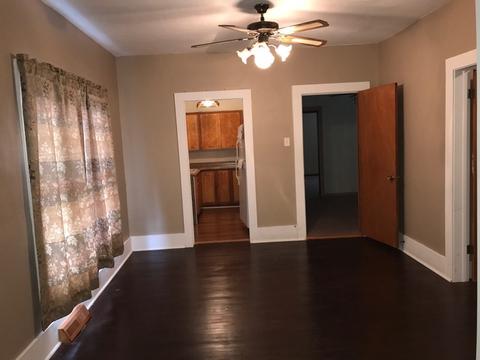 261 E Union St, Seneca, IL 61360 photo 12