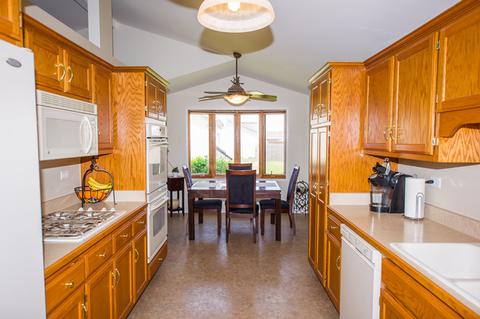 1714 Winger Dr, Plainfield, IL 60586 photo 5