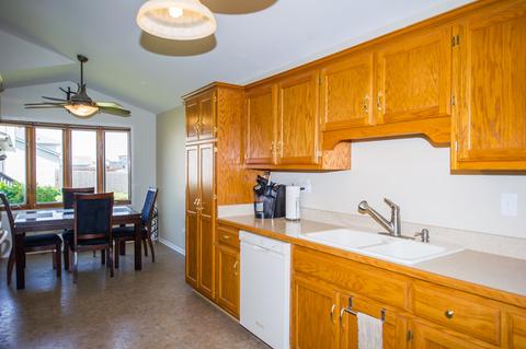 1714 Winger Dr, Plainfield, IL 60586 photo 2