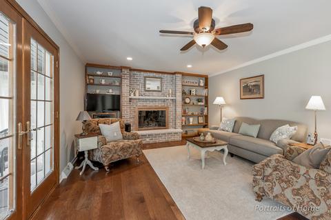 2015 Cromwell Dr, Wheaton, IL 60189 photo 10